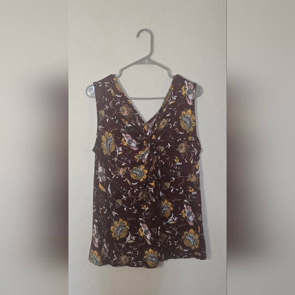 Lane Bryant Tops - Lane Bryant Burgundy Floral Sleeveless Fall Blouse 14/16